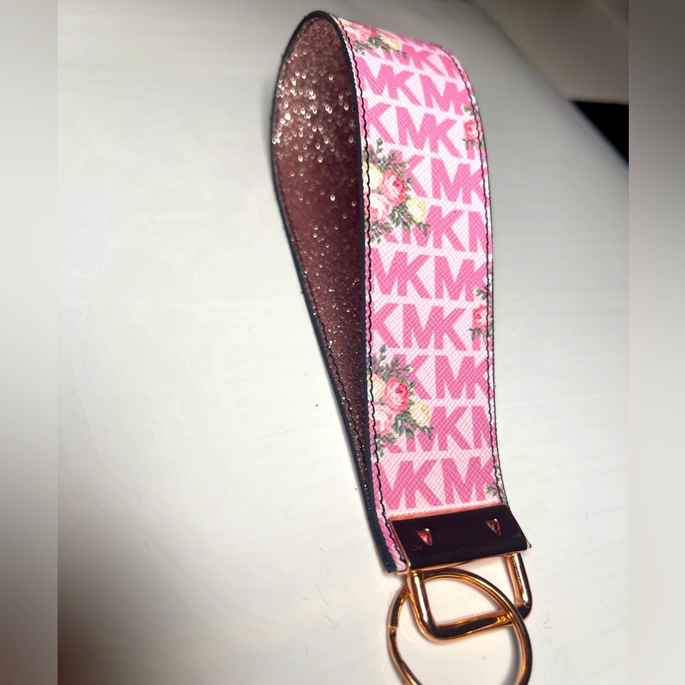 Michael Kors flower keychain wristlet